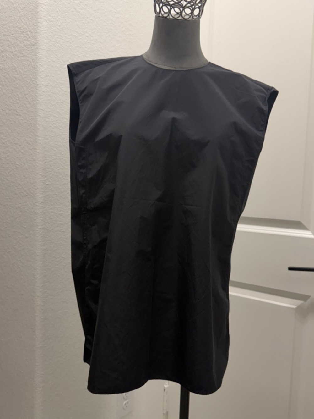 Black Women’s Sleeveless Shirt